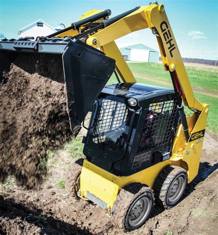 Does Gehl still make skid steers?