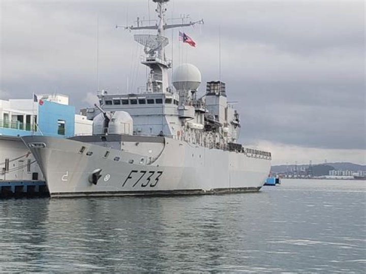 How many frigates does France have?