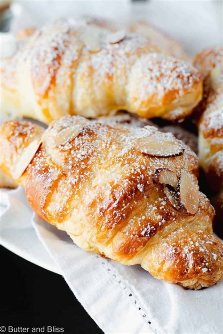 What flour is best for croissants?