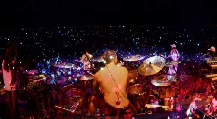 Who played with Slightly Stoopid?